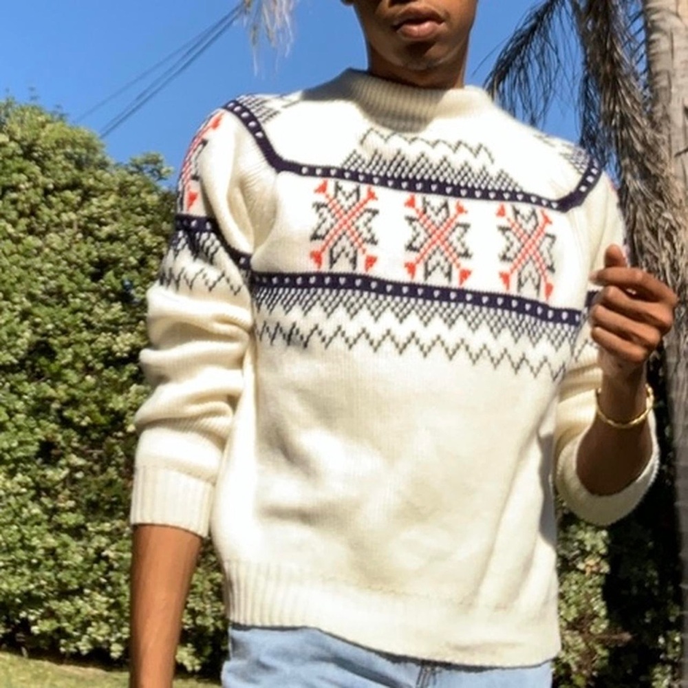JCPenney Vintage Cream and Blue Crewneck Snowflake Nordic Sweater Med